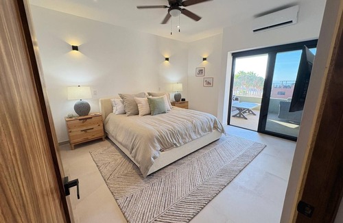 Cerritos Apartment | Surf Paraiso @The Point