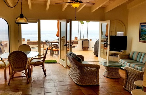 Las Gaviotas Cottage | Sweeping Ocean and Surf View, Closest to Beach, Best Floor plan, New Kitchen!