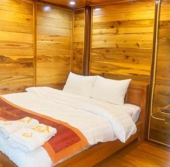 Ha Quang Hotel | Tày Homestay Pác Bó - Cao Bằng