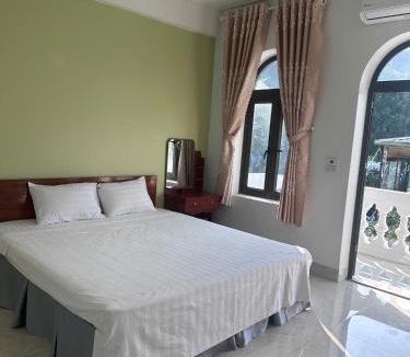 Hoa Lu House | Tamcoc Sunseekers Homestay & Hostel