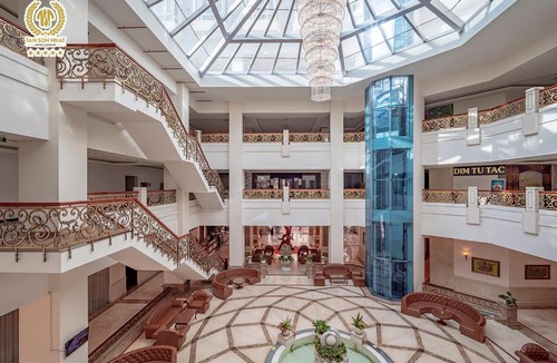 Phu Nhuan Hotel | Tan Son Nhat Saigon Hotel