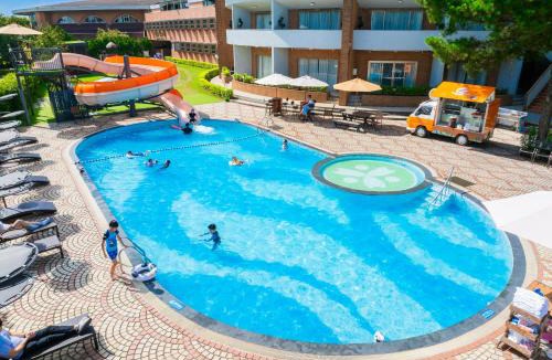 Longtan District Hotel | Taoyuan Yuehua Hotel & Golf Club