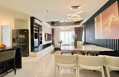 Phuong 8 Apartment | Terra Royal Luxury Vacation