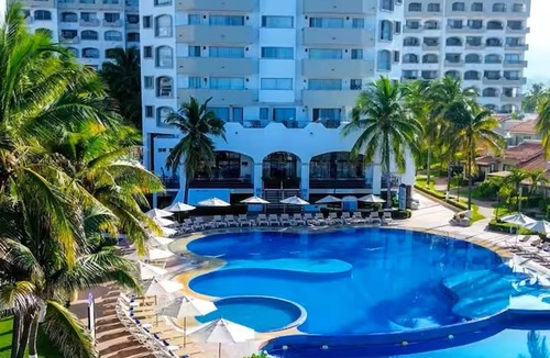 Ixtapa Apartment | Tesoro 522 Ixtapa/Beachfront 2BR/2BA Condo with Stunning Views