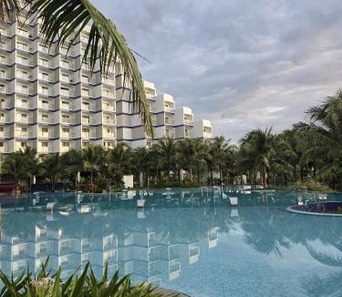 Khanh Hoa Hotel | The Arena Cam Ranh Beachfront Condotel