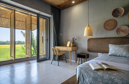 Cam Thanh Villa | The An Retreat 7BRs w/Pool & Rice Field