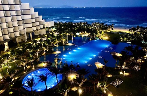 Cam Ranh Hotel | The ARENA