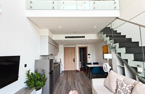Bai Chay Apartment | The Azure Duplex - Stunning Bay View - Citadines Ha Long