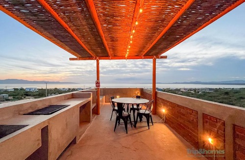 La Ventana Apartment | The Big Chill 1BR loft pool & rooftop