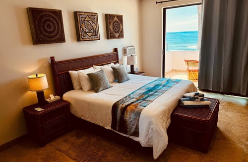 Cerritos Hotel | The Cerritos Beach Inn