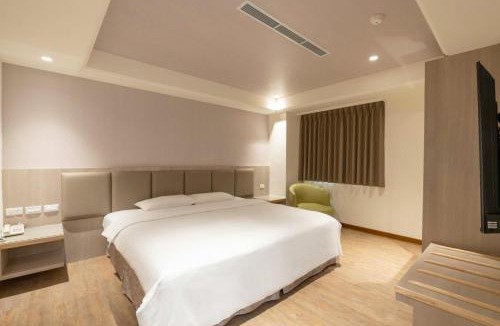 Zhubei Hotel | The Cloud Hotel