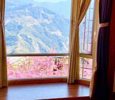 Ren'ai Bed & Breakfast | The Cotswolds Villa