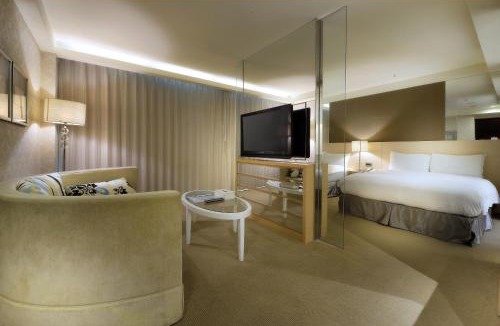 Yuchi Resort | The Crystal Resort Sun Moon Lake