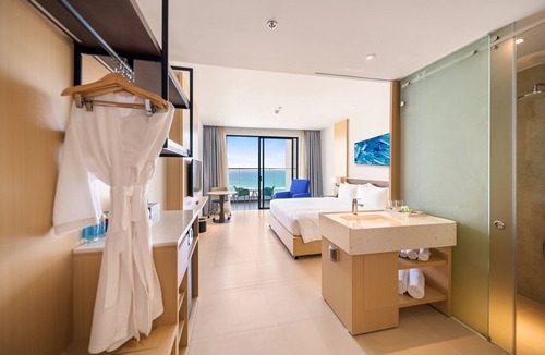 Cam Ranh Resort | The Empyrean Cam Ranh Beach Resort