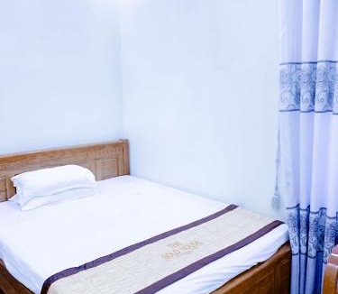 Tam Dao Hotel | The Gold House Tam Đảo