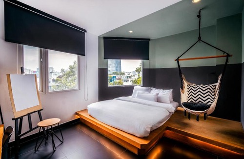 Nguyen Thai Binh Hotel | The Hammock Hotel Fine Arts Museum