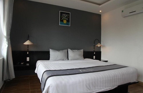 Duong Dong Resort | The Hill Resort