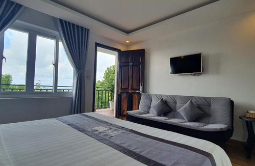 Duong Dong Resort | The Hill Resort