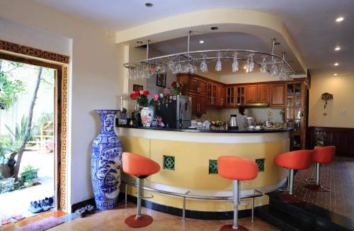 Thuy Xuan Bed & Breakfast | The HillSide Homestay Hue