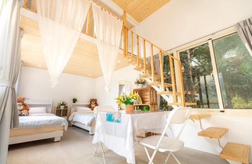 Dahu Bed & Breakfast | The house behind stream