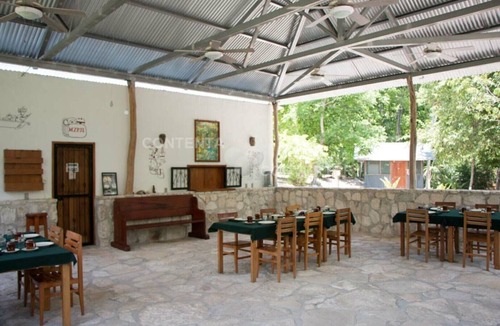 El Remate House | The Jungle Paradise on the Lake Sal Peten