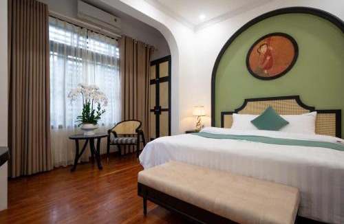 Hue Hotel | The Lamp Homestay Hue