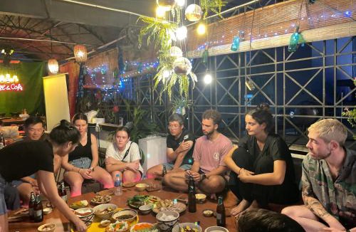 Bui Thi Xuan Hostel | The Like Hostel & Cafe