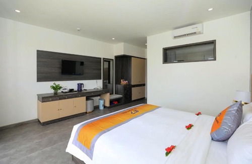 Hoi An City Centre Hotel | The Montana Premium Riverview