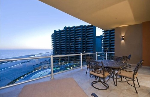 Centro Condo | The One! Las Palomas Coronado 2BR/2BA All Ocean Condo Phase 2!