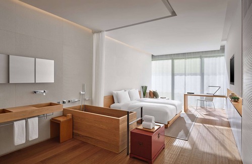 Middle Chaoyang Hotel | The Opposite House