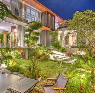 Ngu Hanh Son Villa | The Querencia Alma