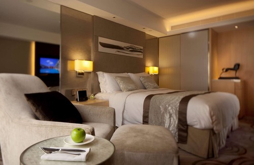 Tsim Sha Tsui Hotel | The Royal Garden
