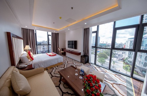 Ngo Quyen Hotel | The Shine 2 Hotel & Apartment