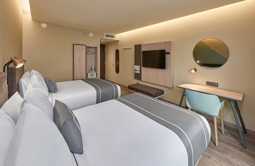 El Sauzal Hotel | Three Double Rooms | Free Breakfast & Rooftop Pool