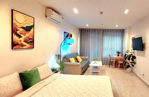 Tan Binh Apartment | Thuỷ Sky1