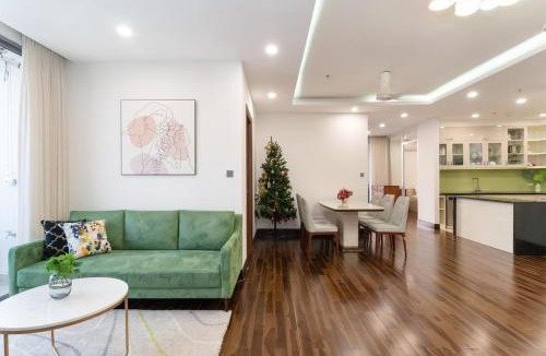 Hoang Mai Apartment | Times City - Luxury 4BR Pool View