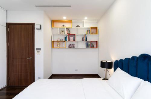 Hoang Mai Apartment | Times City - Luxury 4BR Pool View