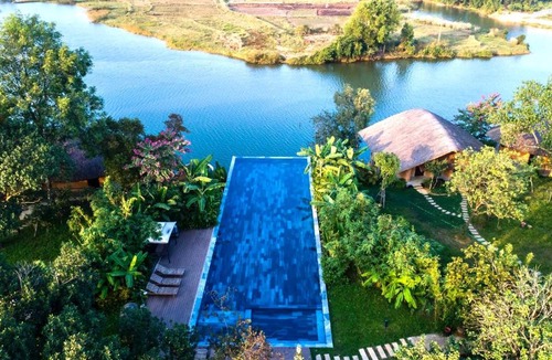 Son Tay Hotel | Tomodachi Retreat - Làng Mít