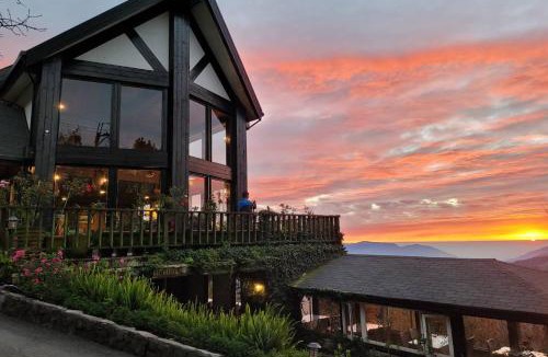 Ren'ai House | Top Cloud Villa