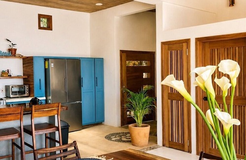 San Pedro Pochutla House | Top Floor Suite +Pool +Private Path to Shore, A/C. Accessible step-less layout