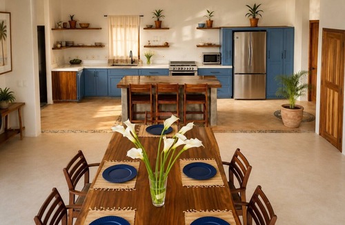 San Pedro Pochutla House | Top Floor Suite +Pool +Private Path to Shore, A/C. Accessible step-less layout