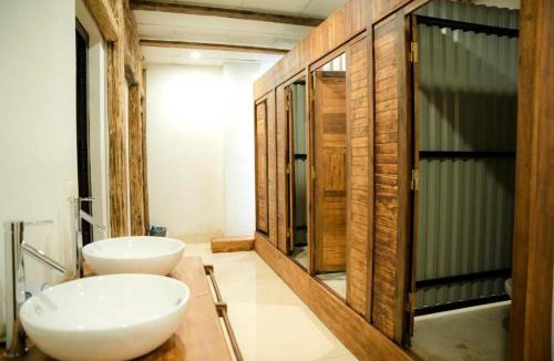 Ha Giang Hostel | Top of The Loop Ha Giang