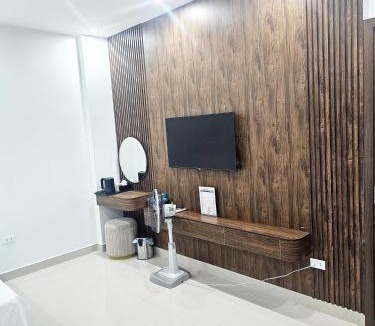 Quynh Luu Hotel | TRƯỜNG THỊNH Hotel