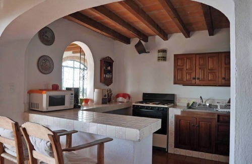 Proyecto escola Condo | Traditional Downtown Home - Amazing View