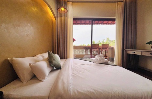 Tuy An Hotel | Tram Seven Retreat House Ganh Da Dia