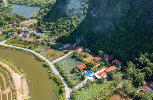 Hoa Lu Cabin | Trang An Retreat