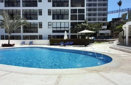 Las Playas Apartment | Tranquil 1-bedroom hotel suites with AC in Gro, 2 pools and Jacuzzy