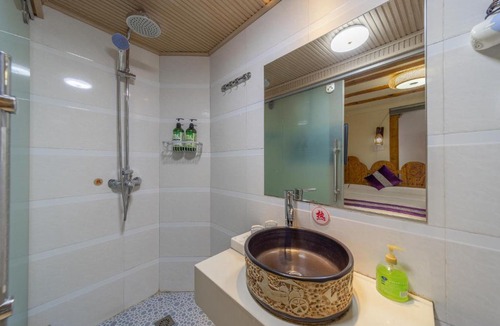 Dayan Old Town House | Travel & Rest Inn