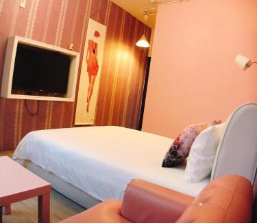 Zuoying District House | Traveler Station R15