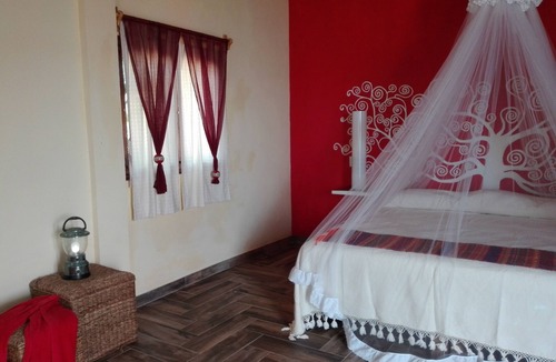 Mayto Bed & Breakfast | Treasure by the Sea.
